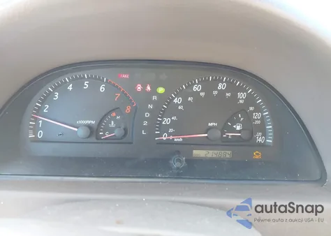 2004 Toyota Camry Le z USA, uszkodzony, nr VIN 4T1BE32K44U932030